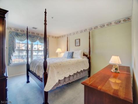 47 Autumn Court Roxbury NJ 07852