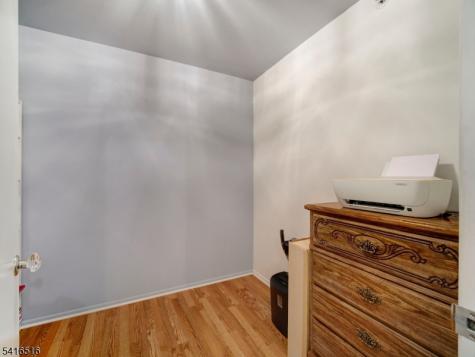 47 Autumn Court Roxbury NJ 07852