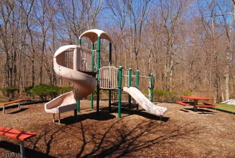 47 Autumn Court Roxbury NJ 07852