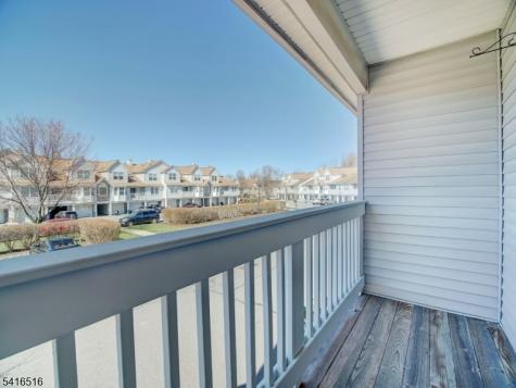 47 Autumn Court Roxbury NJ 07852