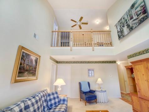 47 Autumn Court Roxbury NJ 07852