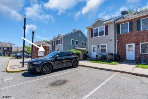 19 Clarion Lane Newark NJ 07103