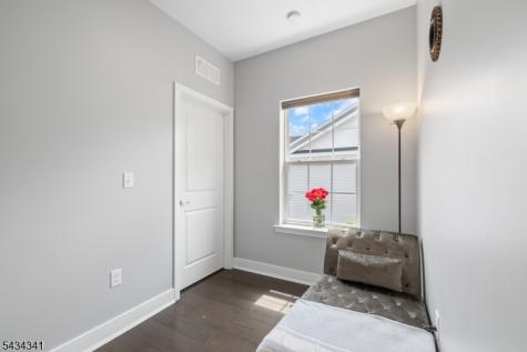18 Mccluskey Place Morris Plains NJ 07950