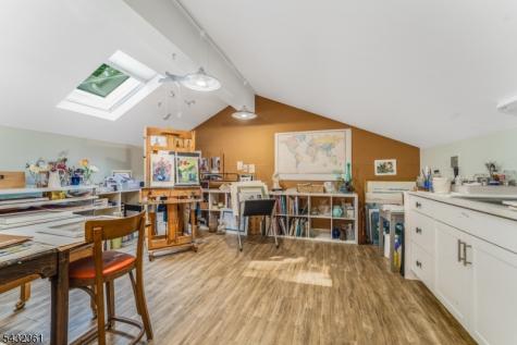 49 Hunters Circle Tewksbury NJ 08833