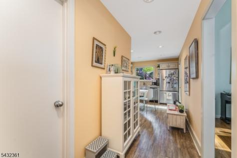 49 Hunters Circle Tewksbury NJ 08833