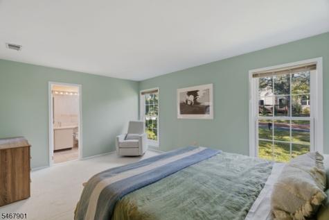 150 Dezenzo Lane West Orange NJ 07052