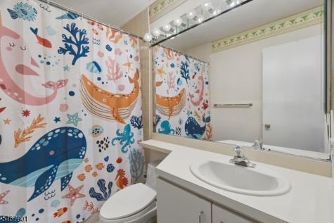150 Dezenzo Lane West Orange NJ 07052