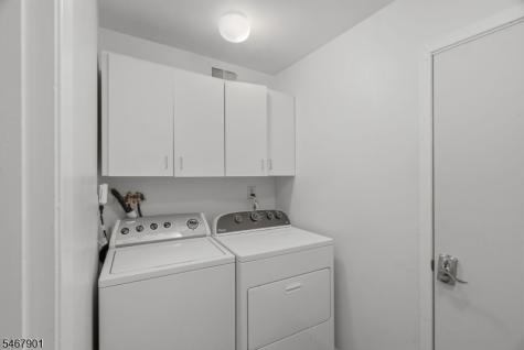 150 Dezenzo Lane West Orange NJ 07052