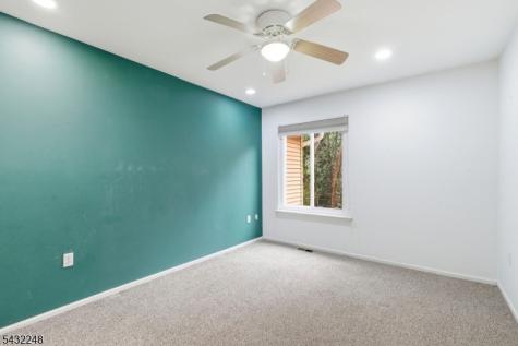 38 Cherrywood Drive Franklin NJ 08873