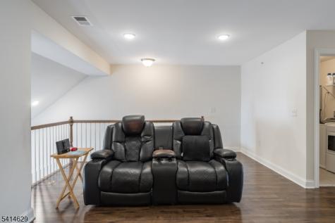 104 Autumn Court Little Falls NJ 07424