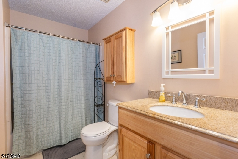 85 Robertson Way Lincoln Park NJ 07035