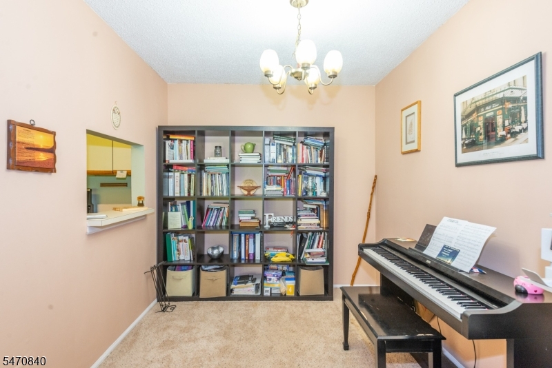 85 Robertson Way Lincoln Park NJ 07035