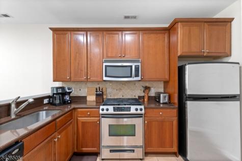 1506 Hamilton Street Belleville NJ 07109