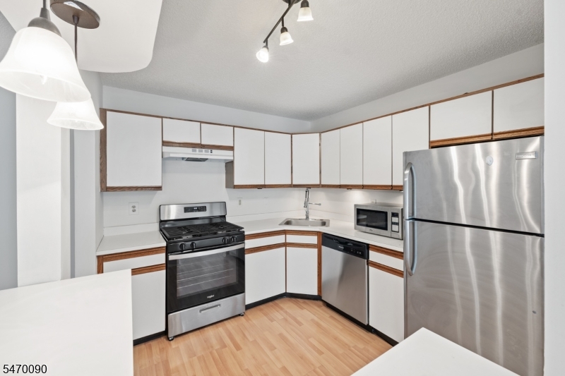 75 Rachel Court Franklin NJ 08823