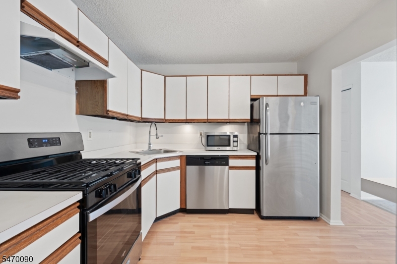 75 Rachel Court Franklin NJ 08823