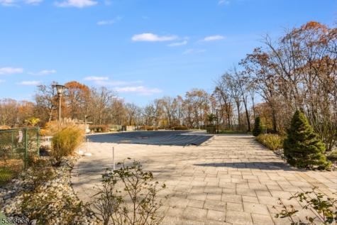 2 Claridge Drive Verona NJ 07044