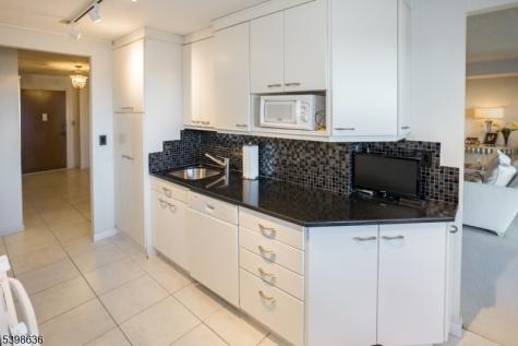 2 Claridge Drive Verona NJ 07044