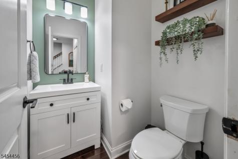 6 Alexanders Road Allamuchy NJ 07840