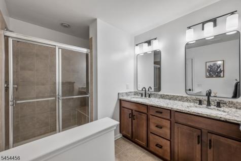 6 Alexanders Road Allamuchy NJ 07840