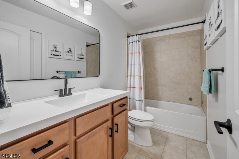 6 Alexanders Road Allamuchy NJ 07840