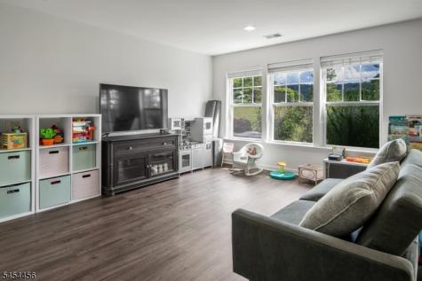 6 Alexanders Road Allamuchy NJ 07840