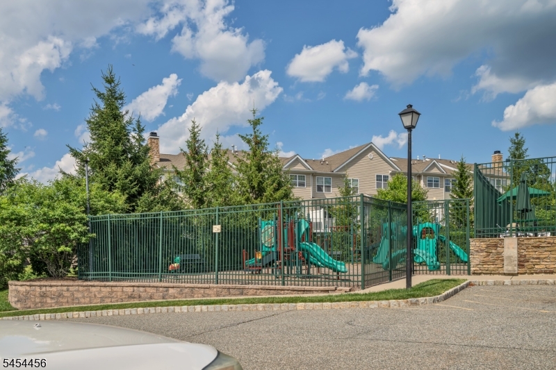6 Alexanders Road Allamuchy NJ 07840
