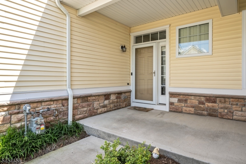 6 Alexanders Road Allamuchy NJ 07840