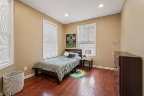 123 Levinberg Lane Wayne NJ 07470
