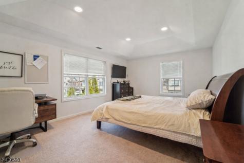 123 Levinberg Lane Wayne NJ 07470