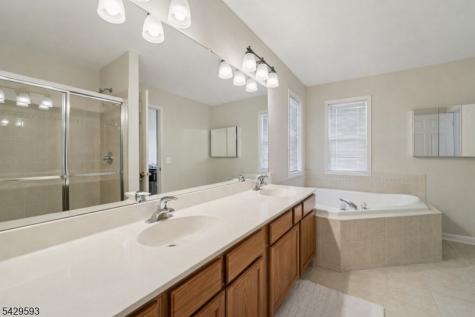 123 Levinberg Lane Wayne NJ 07470