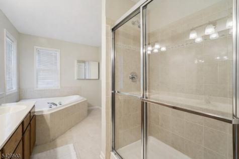 123 Levinberg Lane Wayne NJ 07470