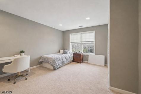 123 Levinberg Lane Wayne NJ 07470