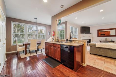 123 Levinberg Lane Wayne NJ 07470