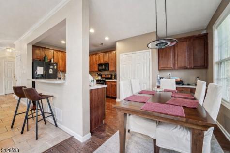 123 Levinberg Lane Wayne NJ 07470