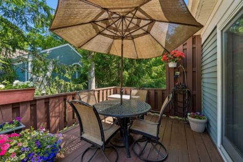32 Meadow View Lane Berkeley Heights NJ 07922