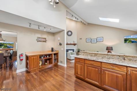 32 Meadow View Lane Berkeley Heights NJ 07922