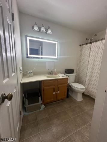 19 Amherst Court Hamburg NJ 07419