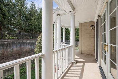 28 Schmidt Circle Watchung NJ 07069