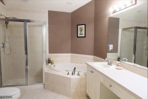317 Kensington Lane Livingston NJ 07039