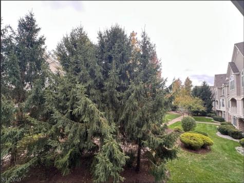 317 Kensington Lane Livingston NJ 07039