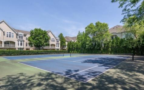 317 Kensington Lane Livingston NJ 07039
