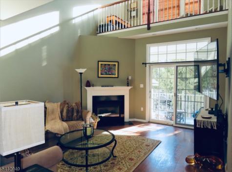 317 Kensington Lane Livingston NJ 07039