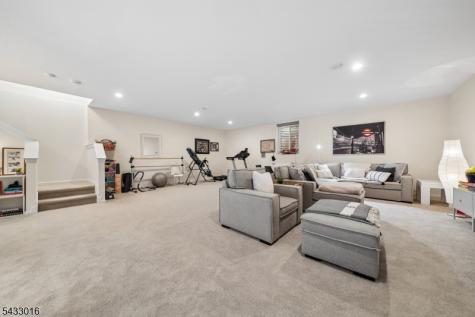7 Fillmore Drive Morris NJ 07960