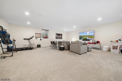 7 Fillmore Drive Morris NJ 07960