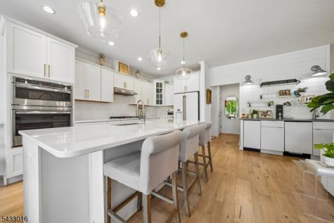 7 Fillmore Drive Morris NJ 07960