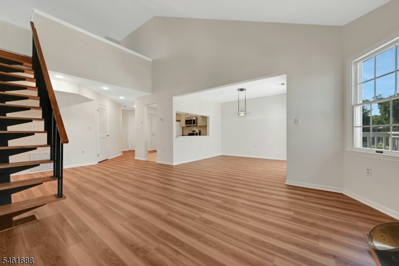 105 Quartz Lane Paterson NJ 07501