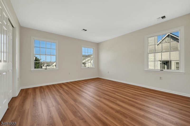 105 Quartz Lane Paterson NJ 07501