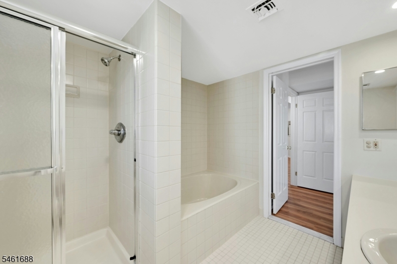 105 Quartz Lane Paterson NJ 07501