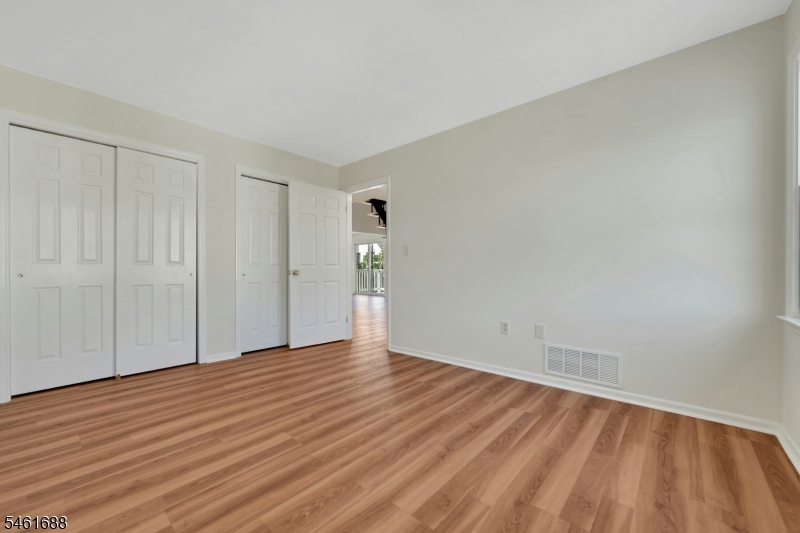 105 Quartz Lane Paterson NJ 07501