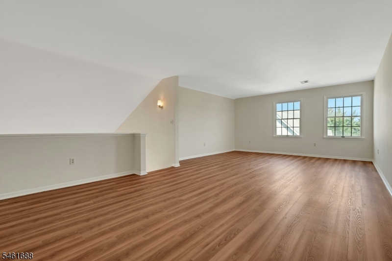 105 Quartz Lane Paterson NJ 07501